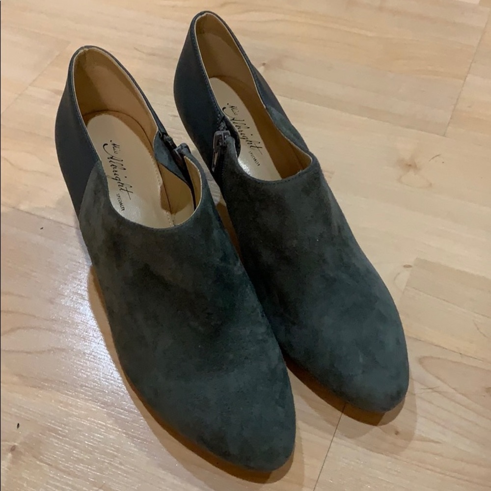 Miss Albright Grey Suede Booties 8